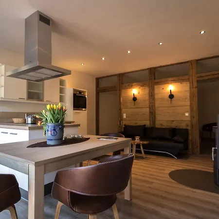Maulbetsch Apartment